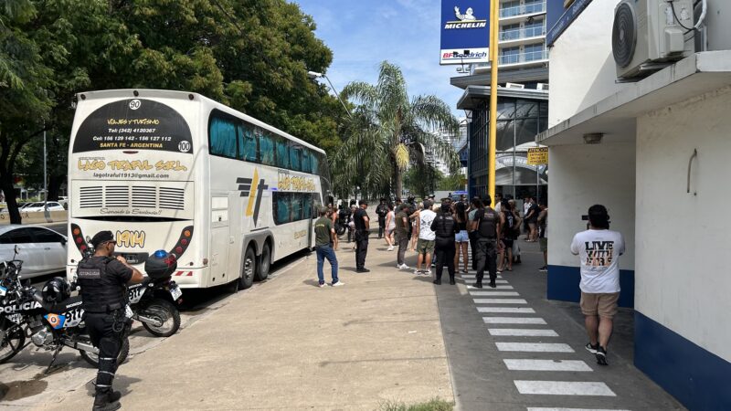 Un Colectivo de larga distancia demorado por mas de 10 hs.